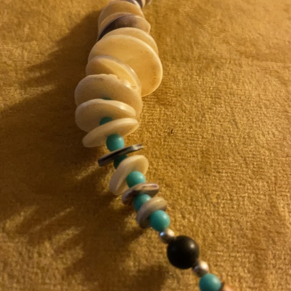 Wooden & Shell Fashion Necklace & Stone Earrings - Picture 5 of 5